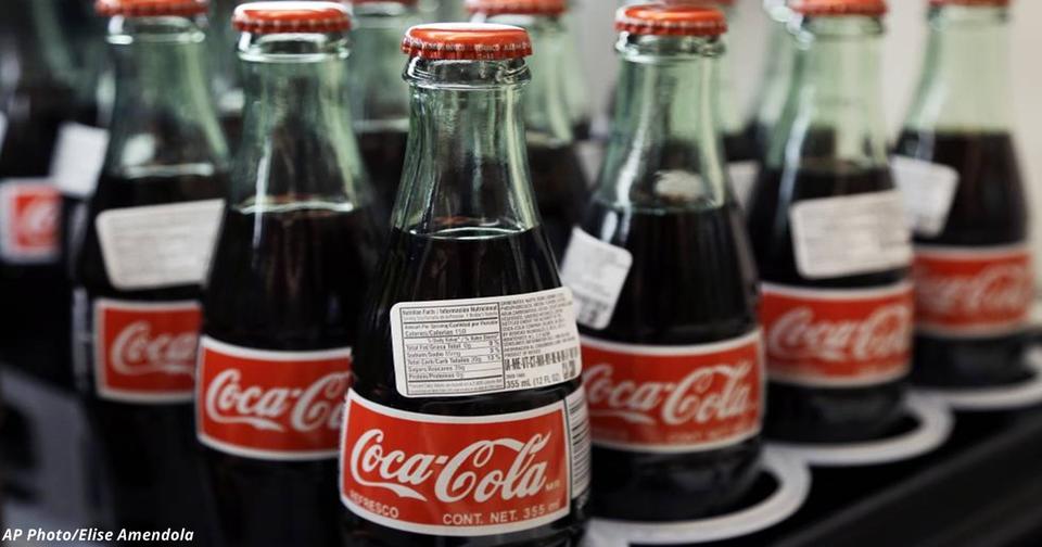 Coca-Cola осушила колодцы в Мексике  - и теперь местные индейцы покупают воду за деньги