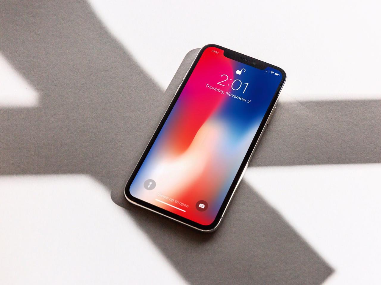 У меня iPhone X уже месяц, но я его искренне ненавижу