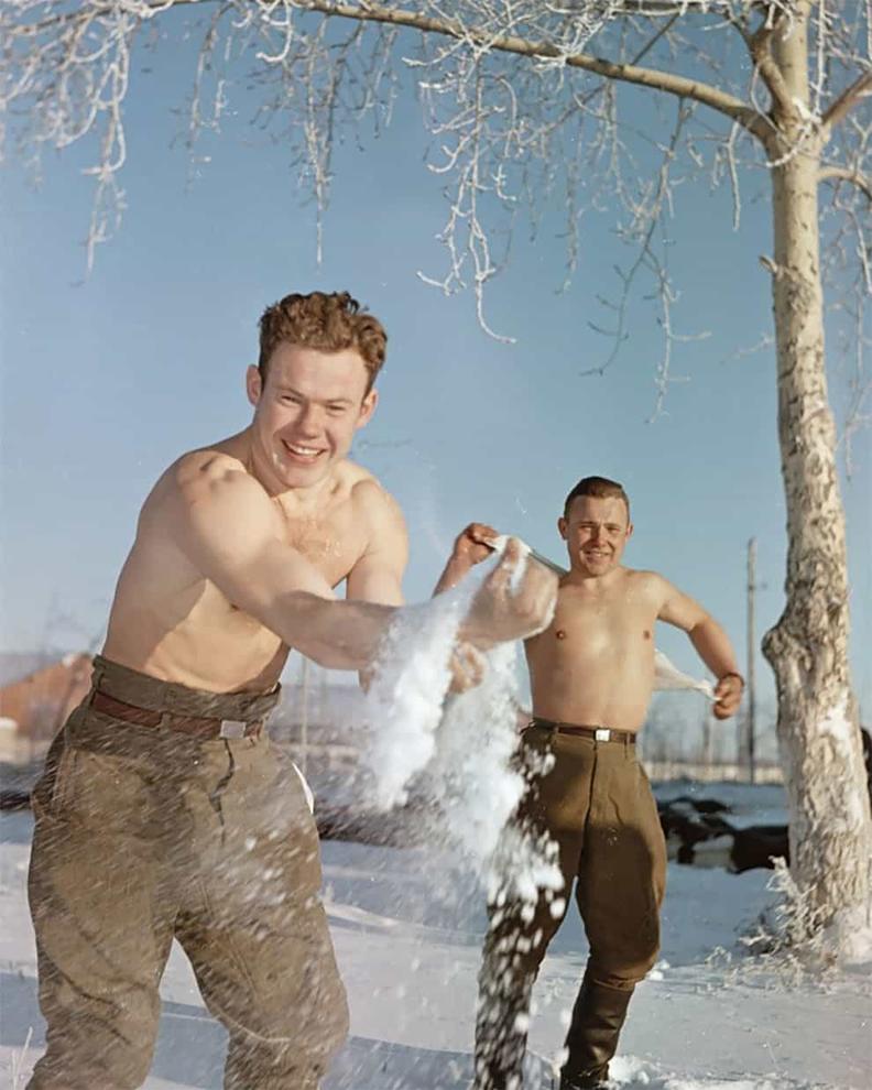 30 ярких снимков советского фотографа, которые вызовут приятную ностальгию