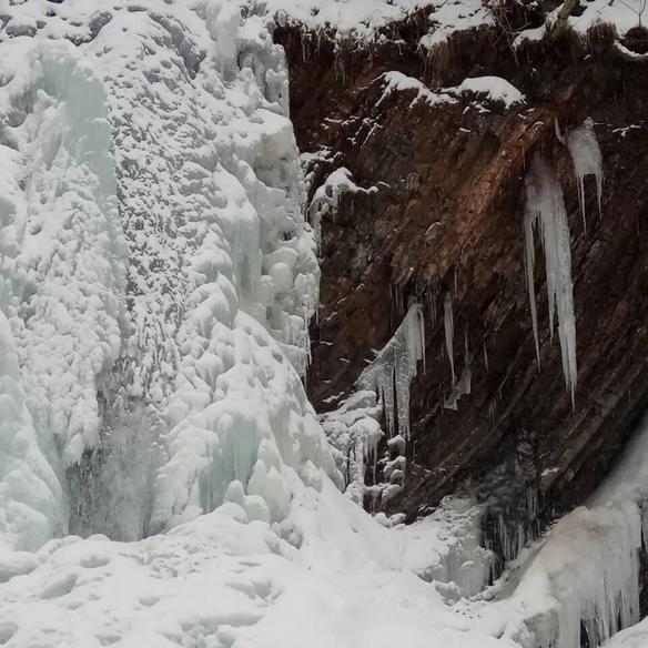 В Карпатах так холодно, что замерзают водопады! Вот 10 божественных фото