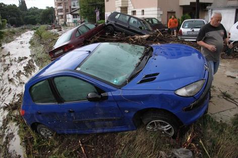 Погода во второй половине 2018-го будет очень, очень странной. Не читайте, если ипохондрик! Жара, лед и стихийные бедствия.