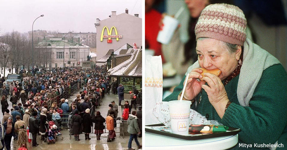 Первый McDonald's в Москве открылся в 1990 году. 27 фото о том, насколько безумно это было Только взгляните.