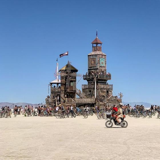 Burning Man 2019 только что закончился, и вот 30 фото о том, почему это самый безумный фестиваль в мире