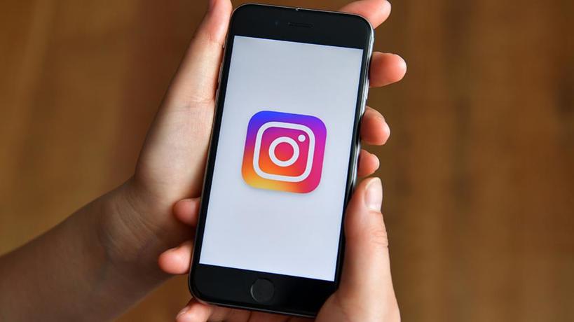 Instagram внедряет долгожданную темную тему в приложение: снятие напряжения с глаз и экономия заряда