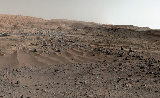 Марсоходу Curiosity — уже 7 лет. Вот 30 его лучших фотографий