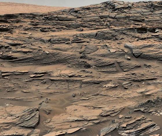 Марсоходу Curiosity — уже 7 лет. Вот 30 его лучших фотографий