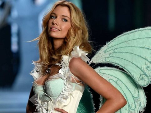 «Ангелы» Victoria’s Secret, у которых совсем нет груди